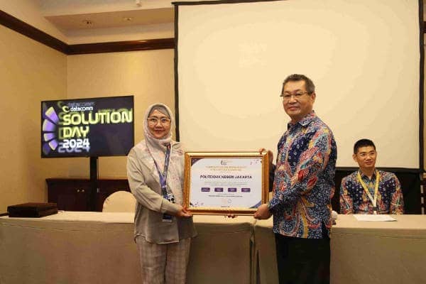 Career Datacomm